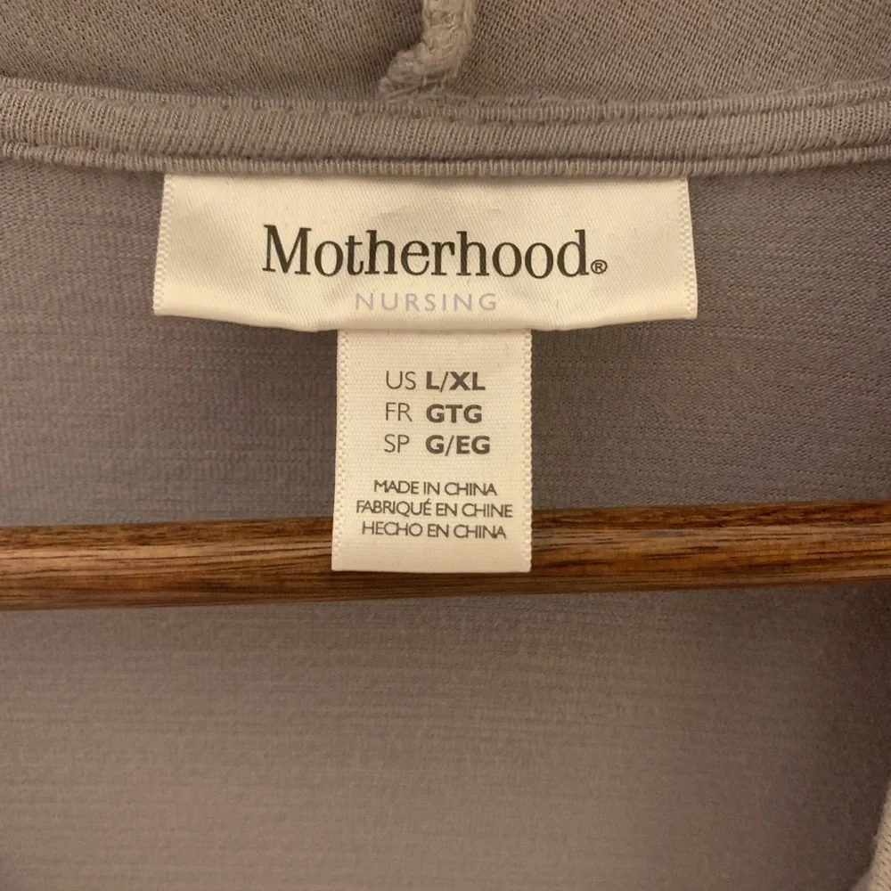 Motherhood Nursing top - Picture 2 of 3
